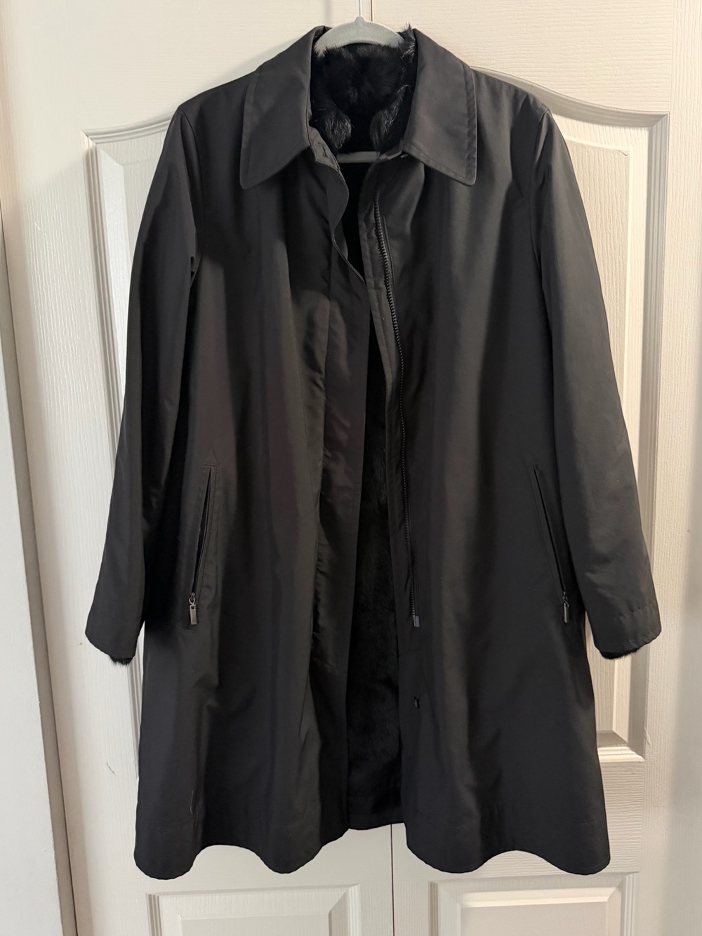 Hilary Radley Black Women's fur coat